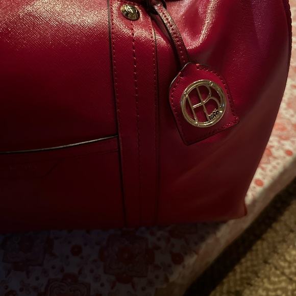 Henri Bendel New York West 57th Weekender Red - Picture 6 of 7